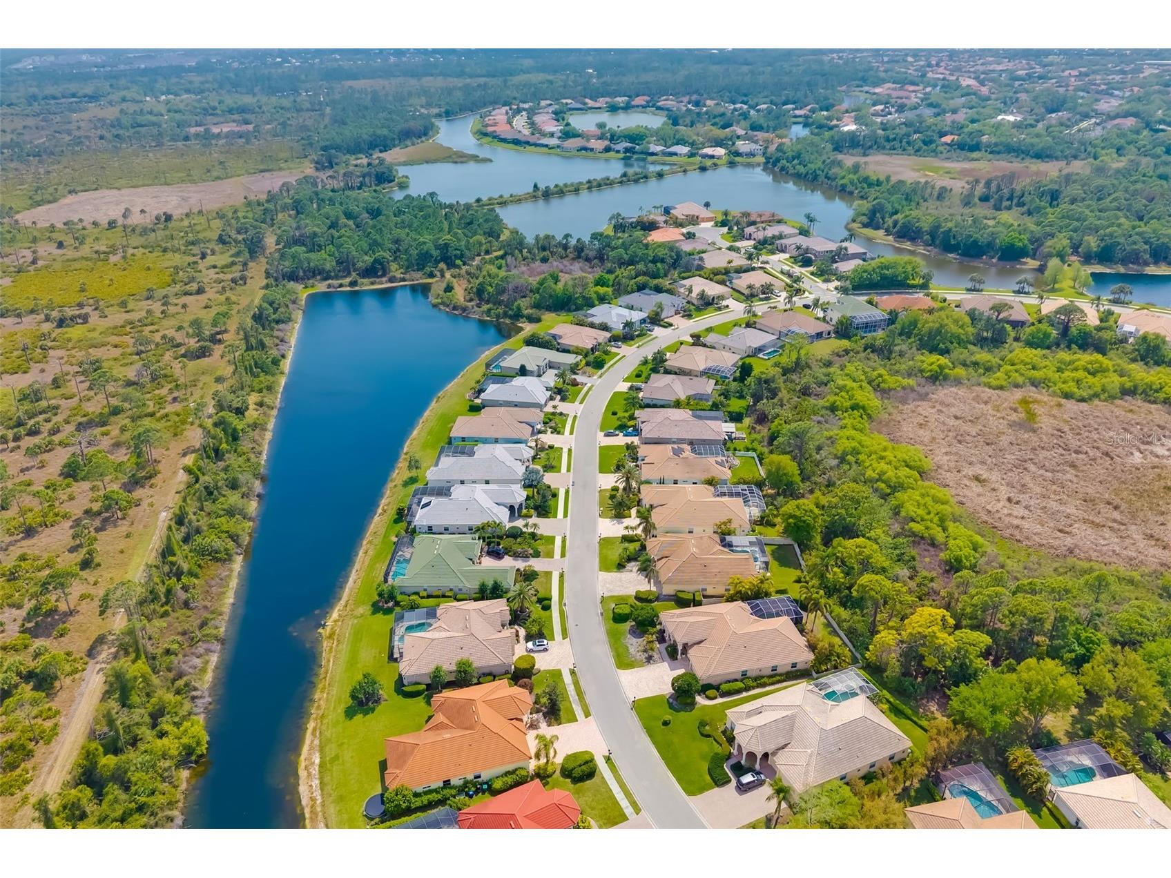 1016 Scherer Way Osprey FL 34229 A4687161 image16
