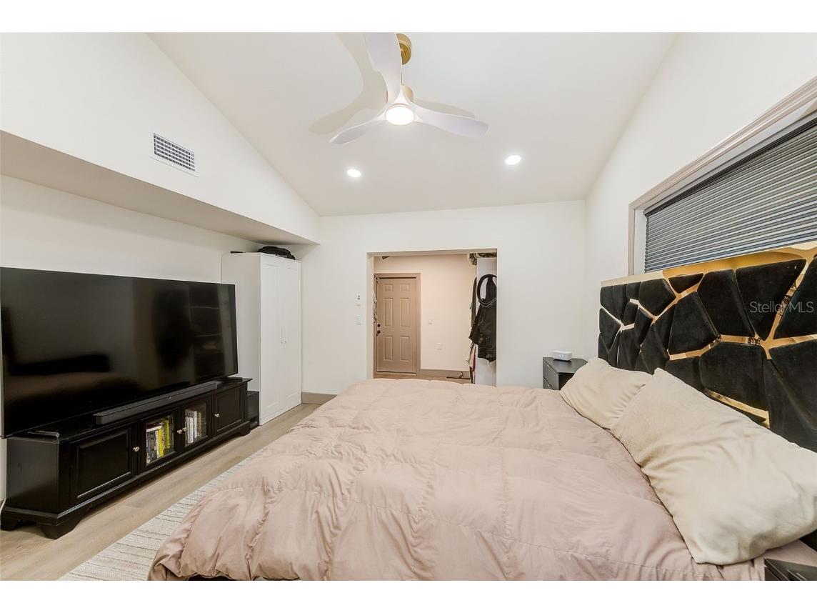 1016 Sousa Drive Largo FL 33771 TB8446525 image21