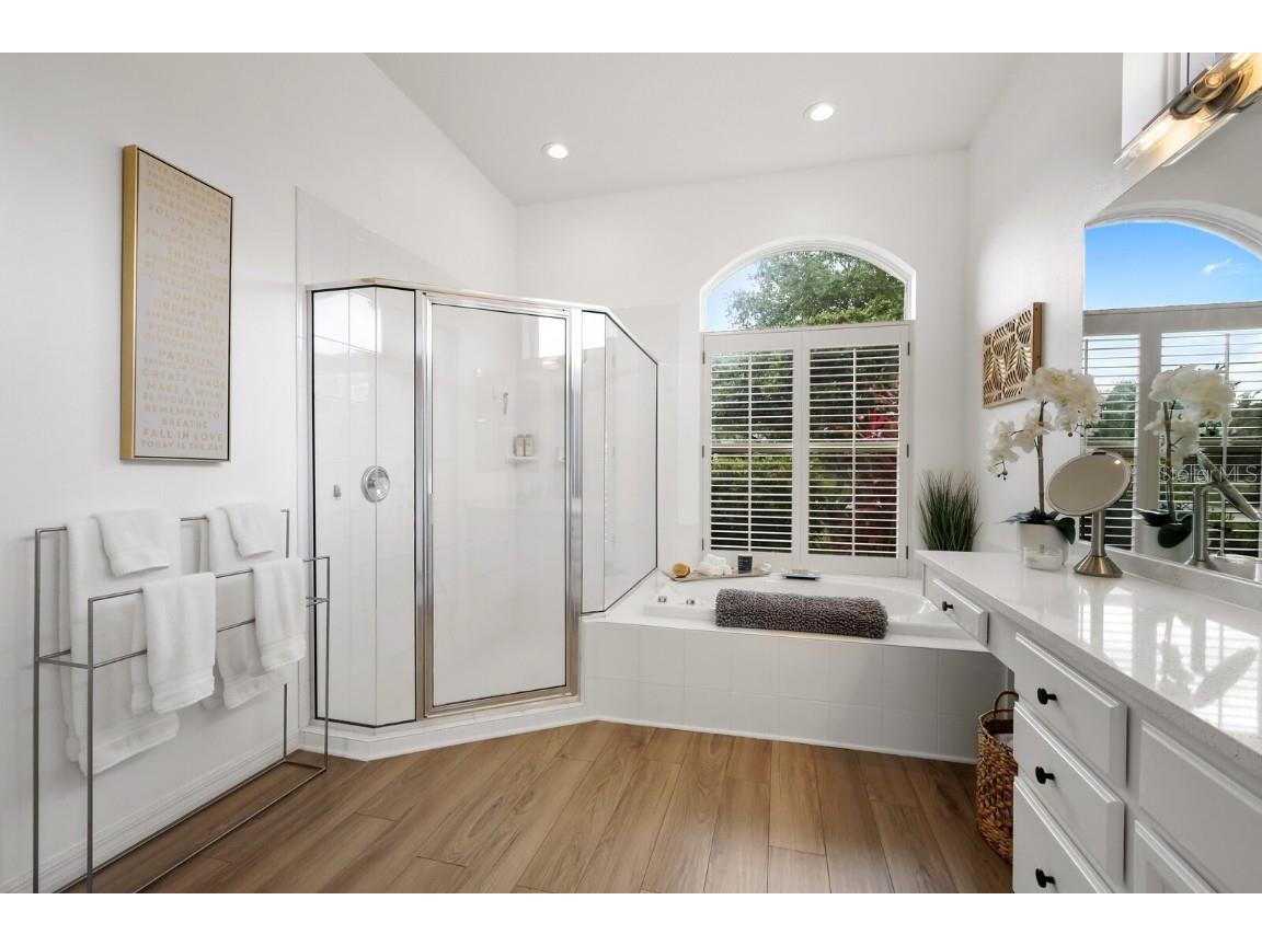 10160 Cherry Hills Avenue Circle Bradenton FL 34202 TB8437118 image16