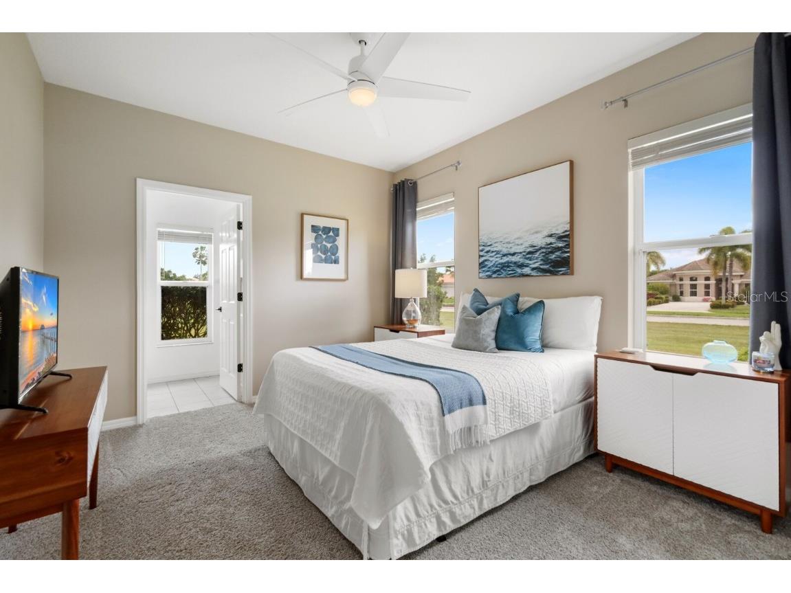 10160 Cherry Hills Avenue Circle Bradenton FL 34202 TB8437118 image19