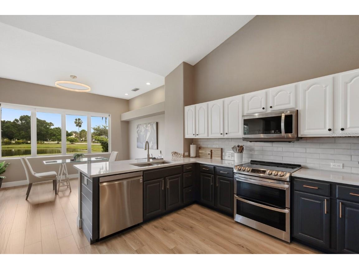 10160 Cherry Hills Avenue Circle Bradenton FL 34202 TB8437118 image8