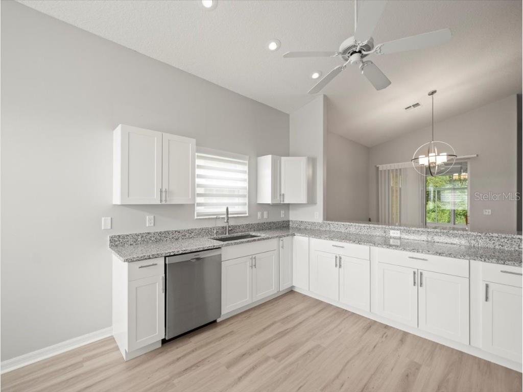 10163 Holly Berry Drive Weeki Wachee FL 34613 W7878744 image24