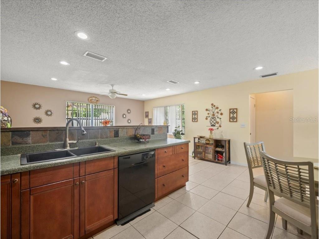 10164 Gifford Drive Spring Hill FL 34608 O6345852 image15