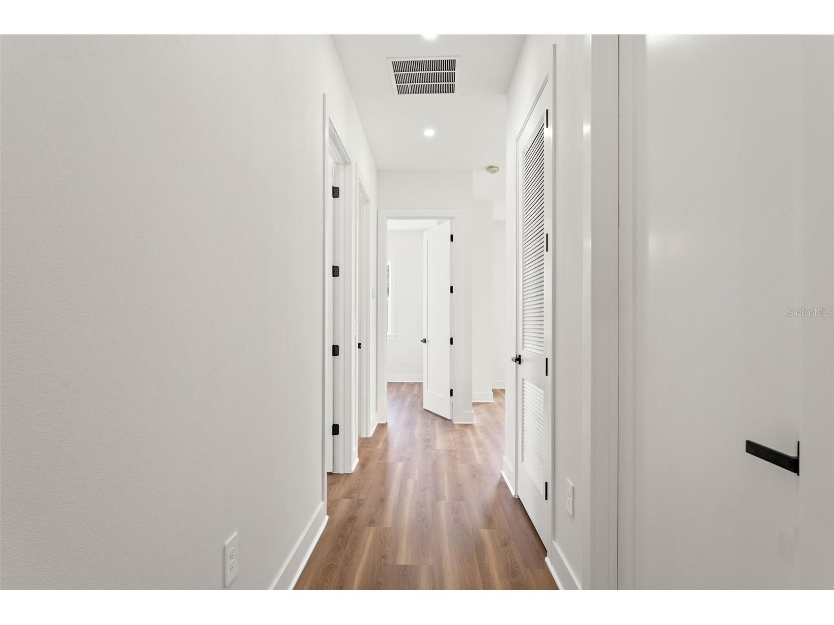 10164 Hodson Place Seminole FL 33776 TB8465321 image25
