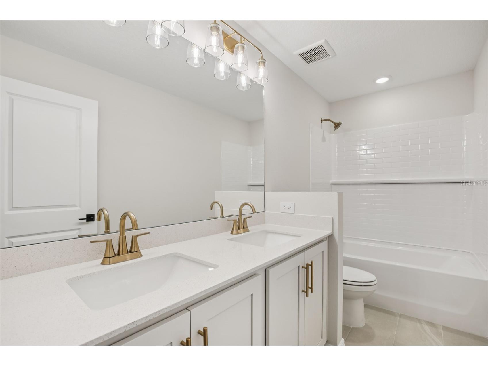 10167 Hidden Hammock Loop Parrish FL 34219 TB8451216 image31