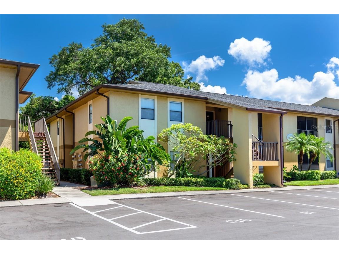 10167 Sailwinds Blvd N #201 Largo FL 33773 - SEMINOLE LAKE U8191226 image1