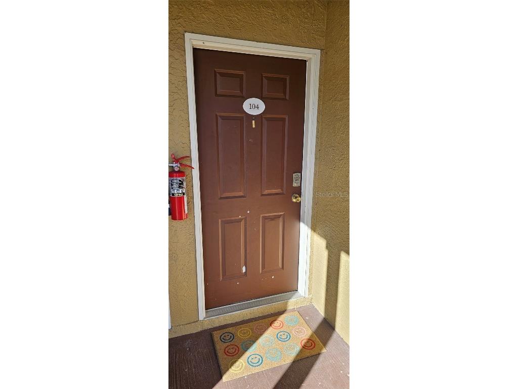 10167 Sailwinds Boulevard N #104 Largo FL 33773 TB8440726 image2