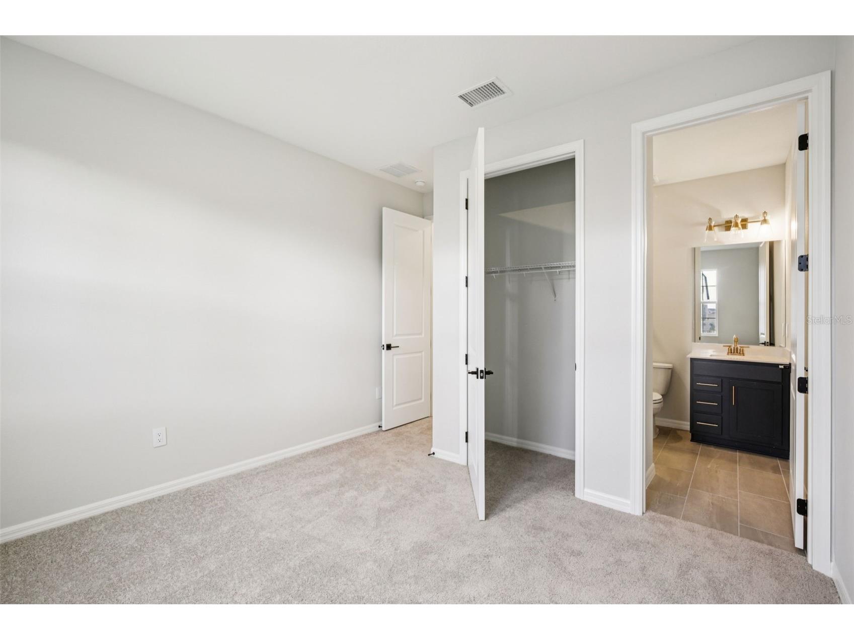 10168 Hidden Hammock Loop Parrish FL 34219 TB8450179 image26