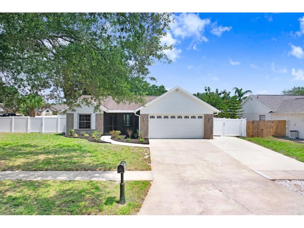 1017 Cameo Crest Lane Valrico FL 33596 TB8390975 image1