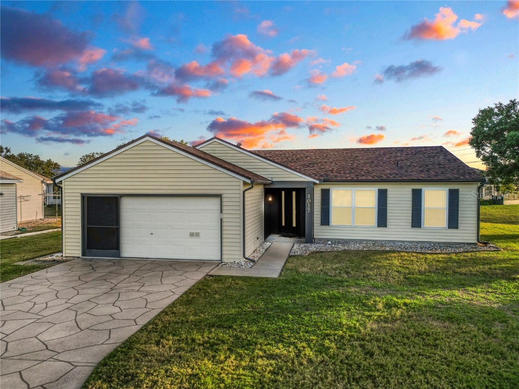 1017 Caracara Circle S Lakeland FL 33809 L4941720 image1