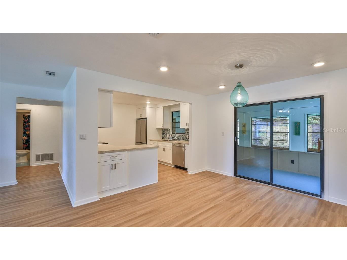 1017 Chippewa Trail Daytona Beach FL 32117 V4943309 image9