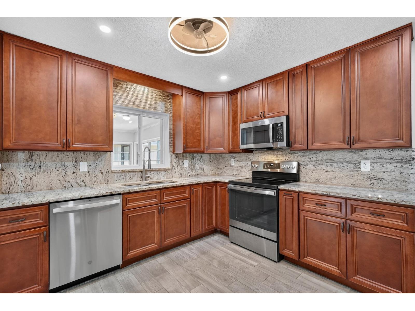 1017 E Indian Oaks Daytona Beach FL 32117 V4949832 image10