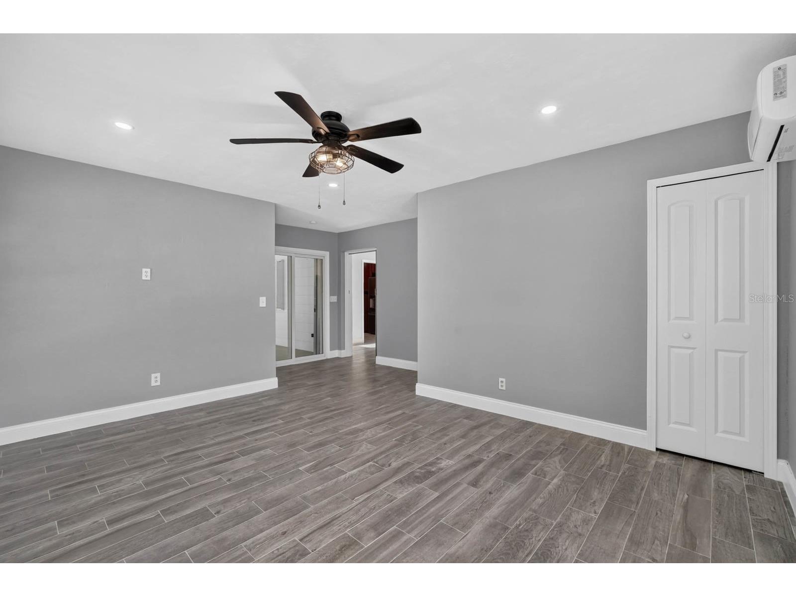 1017 E Indian Oaks Daytona Beach FL 32117 V4949832 image17