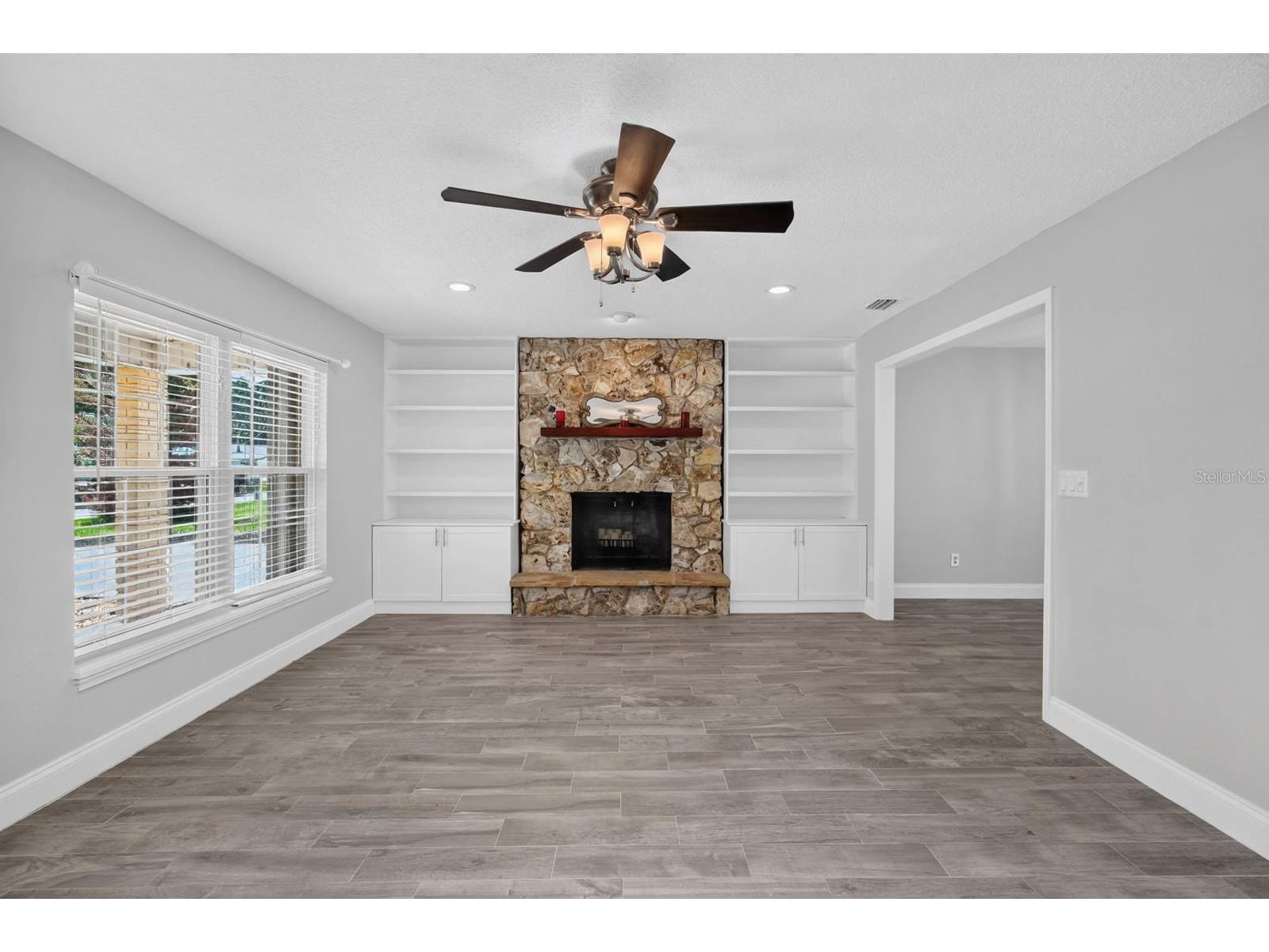 1017 E Indian Oaks Daytona Beach FL 32117 V4949832 image4