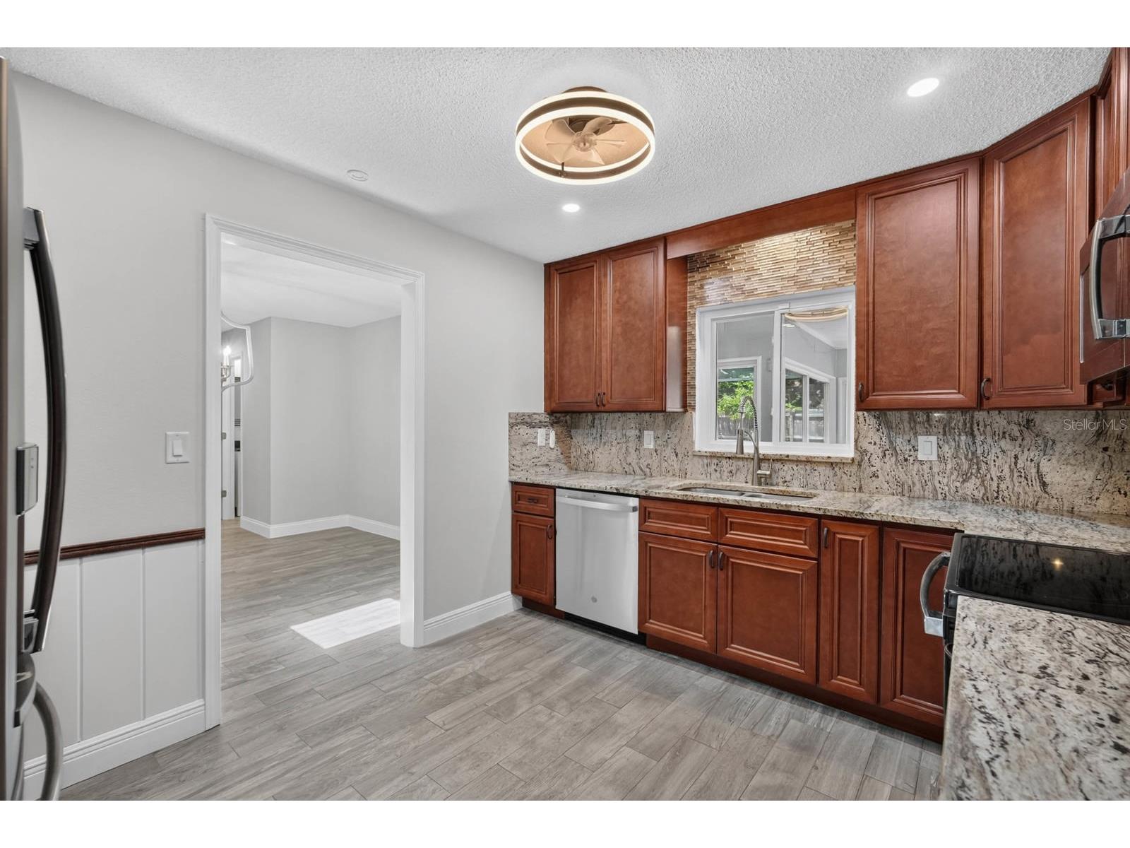 1017 E Indian Oaks Daytona Beach FL 32117 V4949832 image9