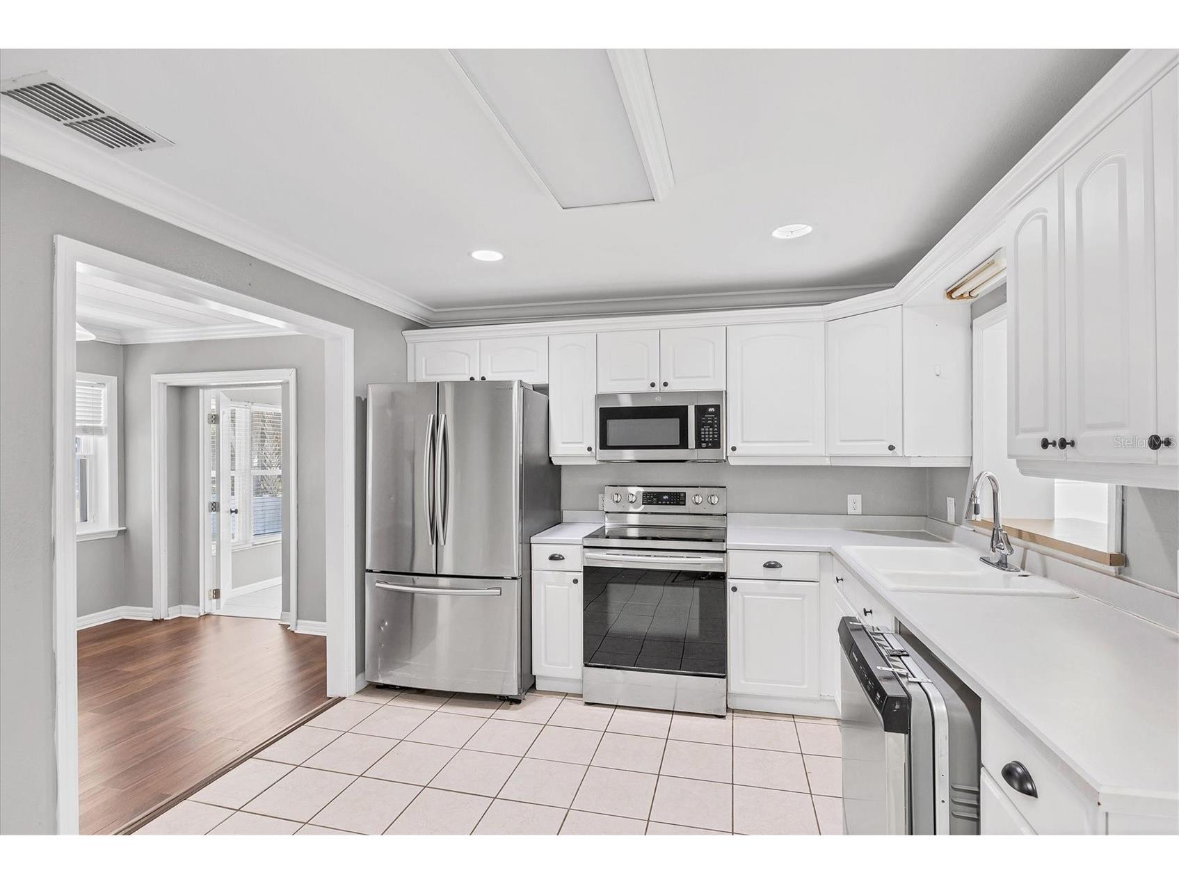 1017 Gary Avenue Ellenton FL 34222 A4680322 image15