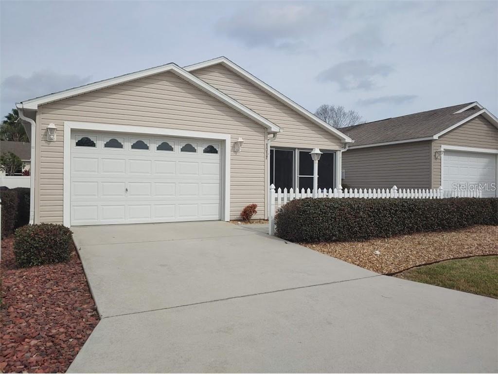 1017 Jace Place The Villages FL 32162 OM713743 image1