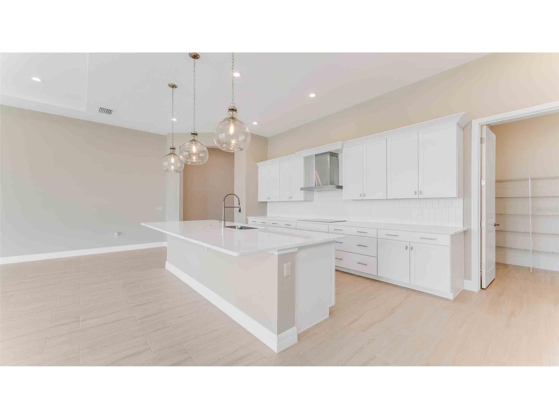 1017 Liliana Drive Deland FL 32724 W7885901 image6