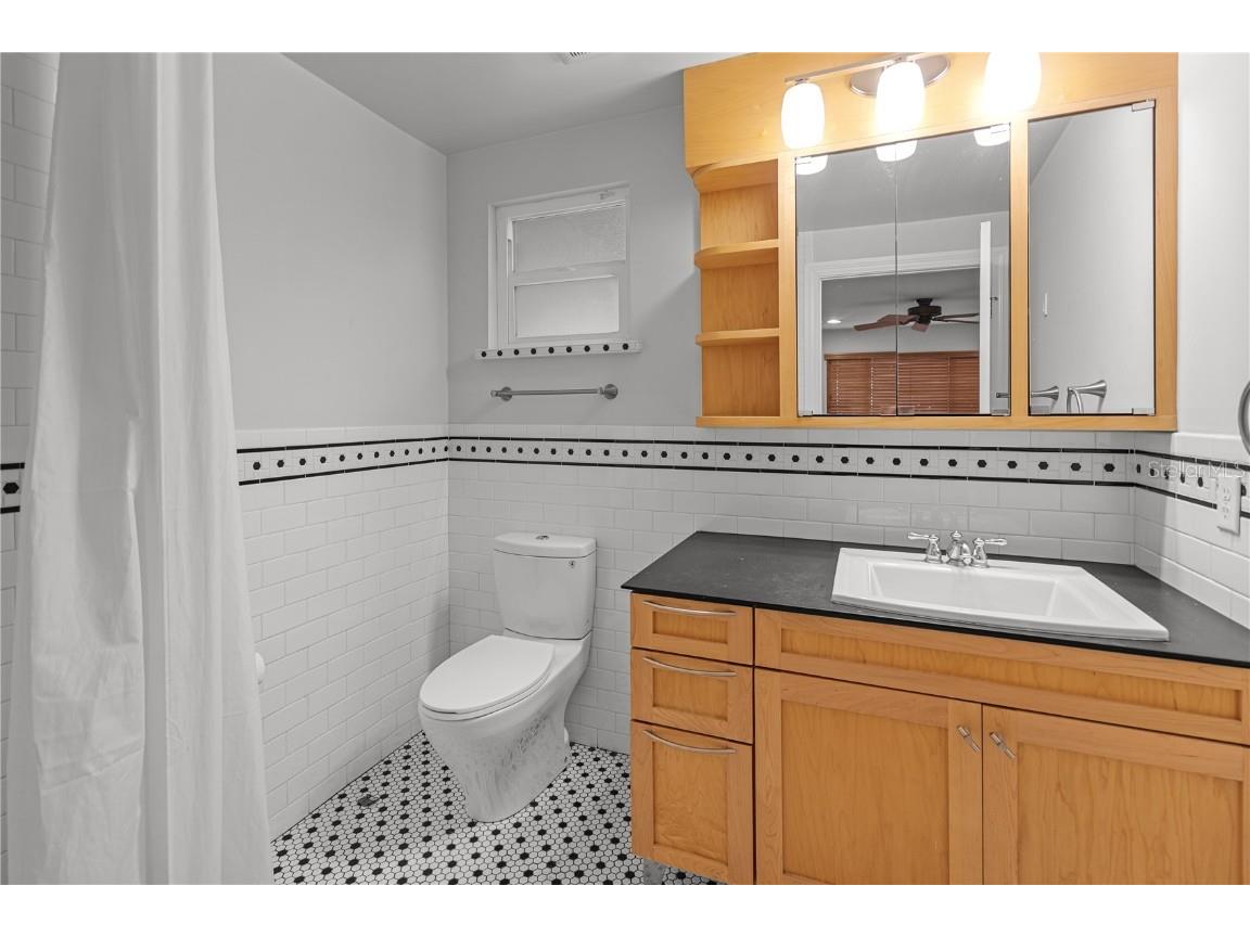 1017 NE 3rd Avenue Gainesville FL 32601 GC536072 image11