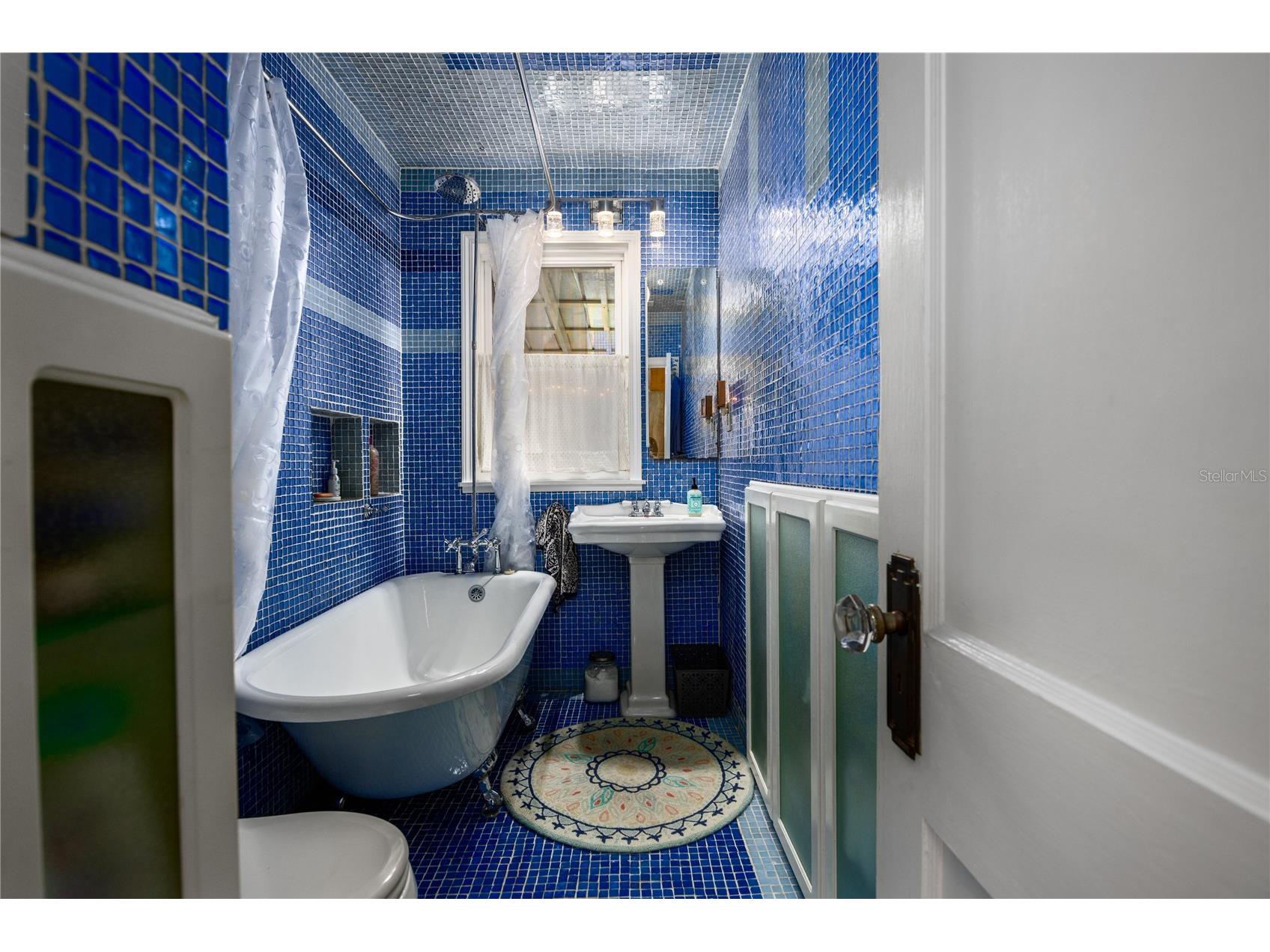 1017 NE 8th Avenue Gainesville FL 32601 GC538496 image27