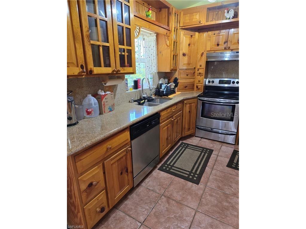 1017 NW 15th Street Cape Coral FL 33993 TB8450924 image16