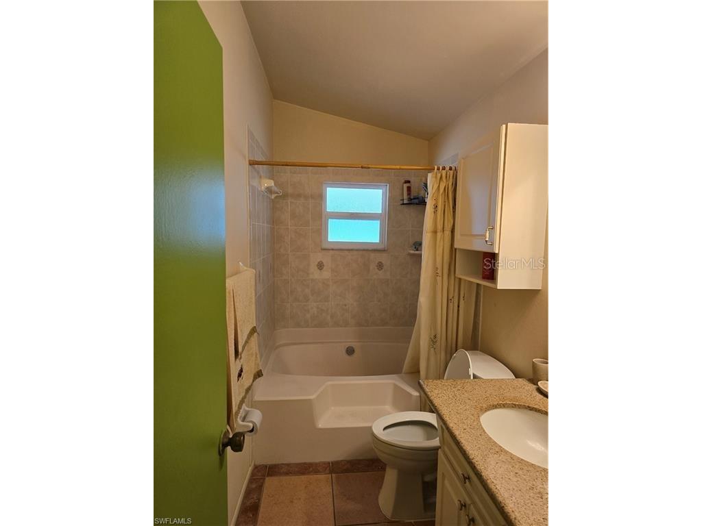 1017 NW 15th Street Cape Coral FL 33993 TB8450924 image25