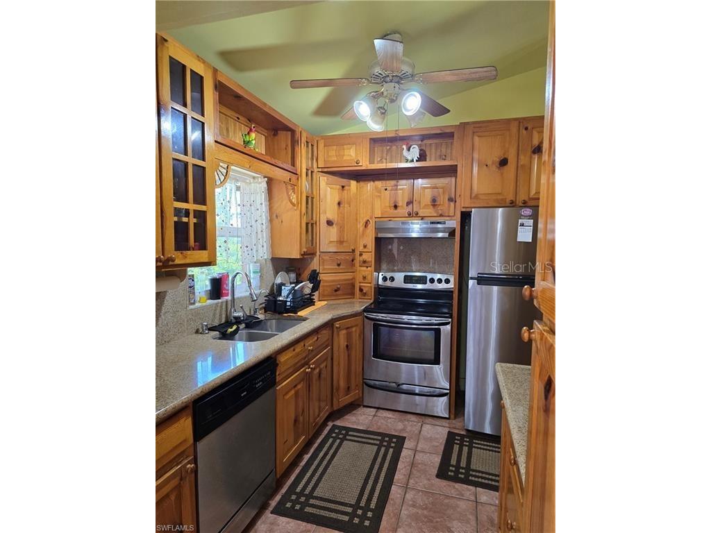 1017 NW 15th Street Cape Coral FL 33993 TB8450924 image34