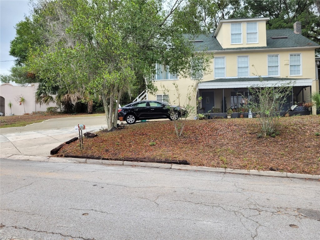 1017 S Morningside Drive Eustis FL 32726 - LAKE GRACIE G5067718 image1