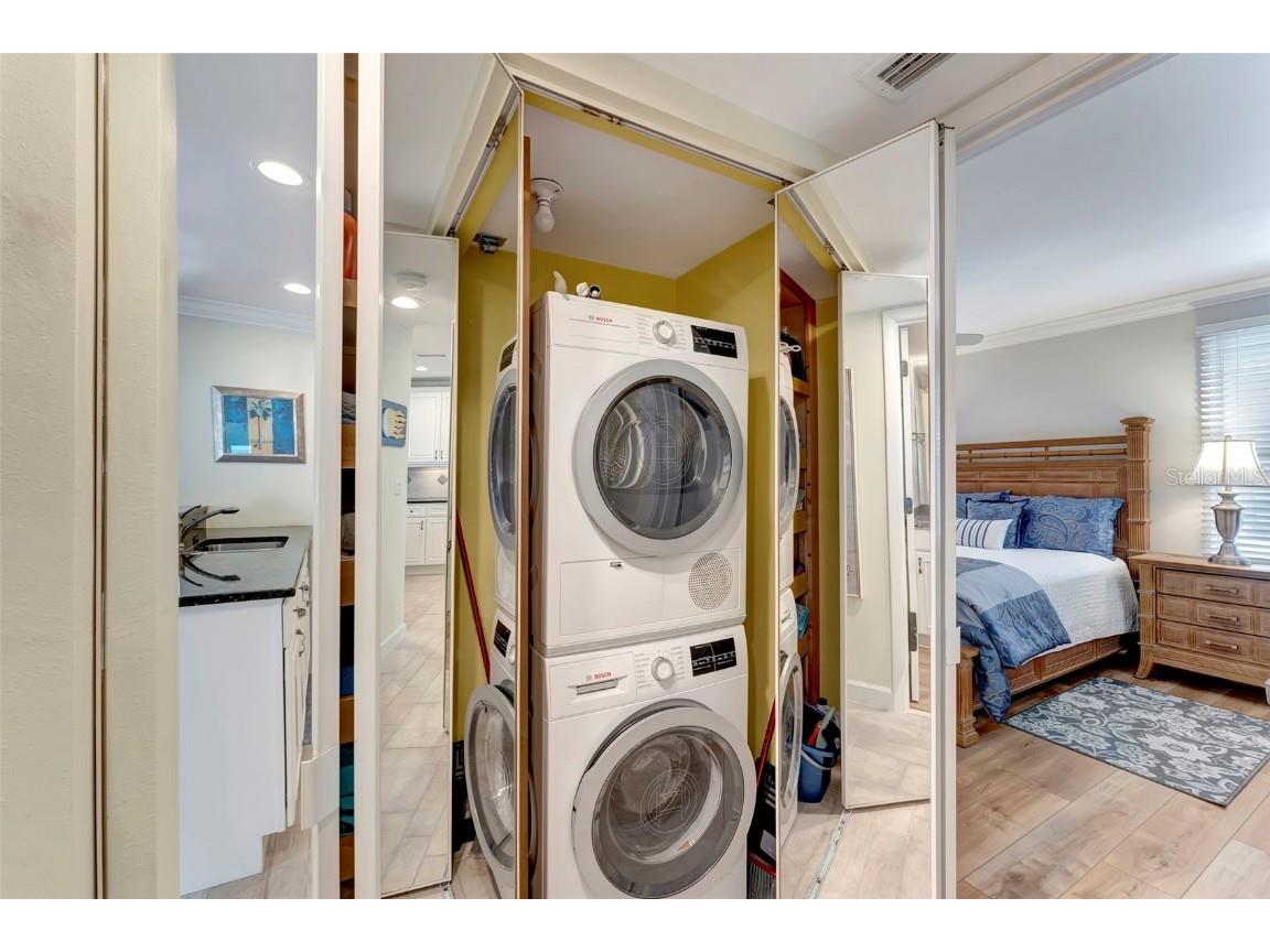 1017 W Peppertree Drive #116 Sarasota FL 34242 - GULF OF AMERICA A4673941 image29