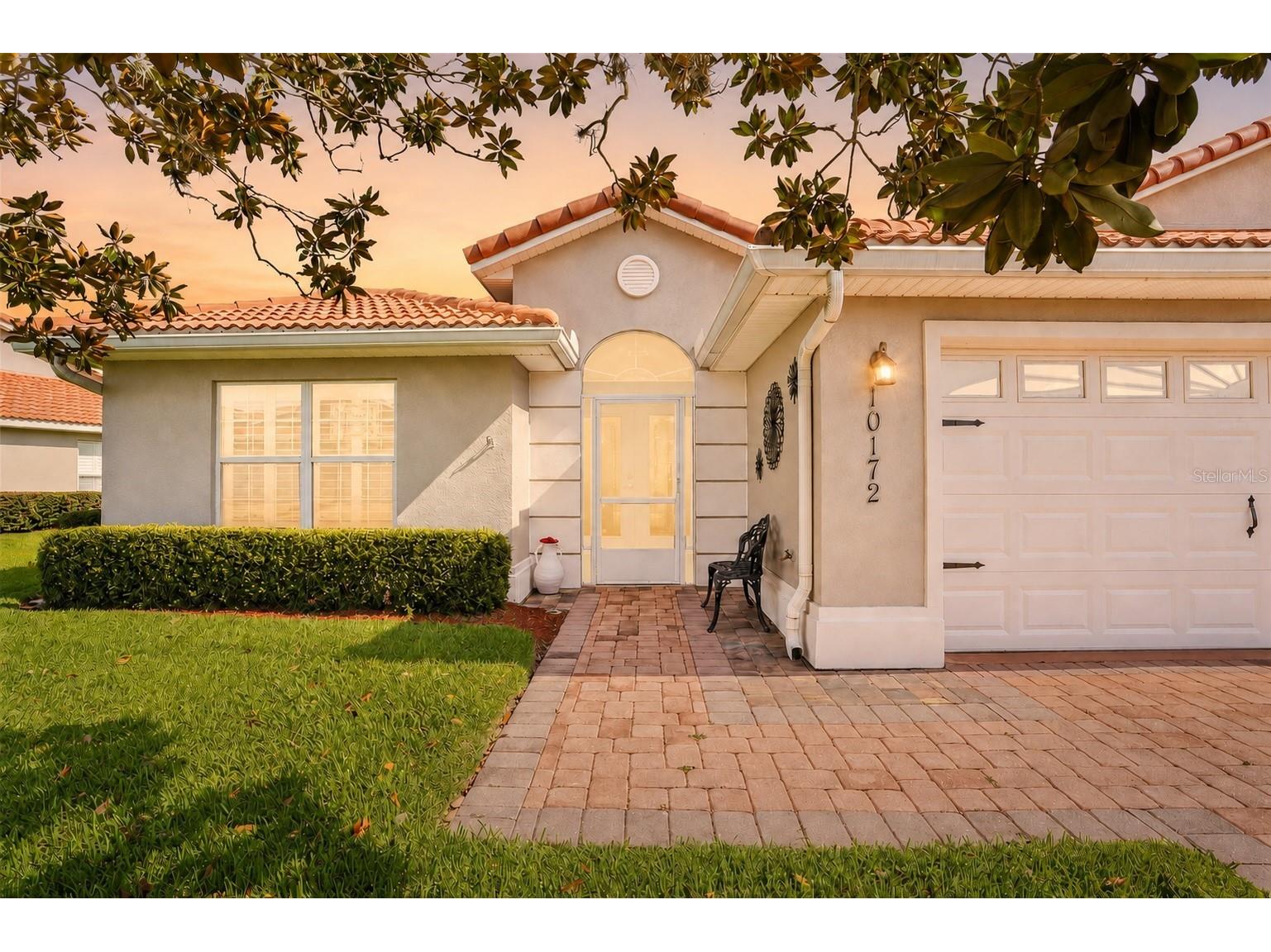 10172 Mainsail Drive Oxford FL 34484 - LAKE MIONA G5114844 image1