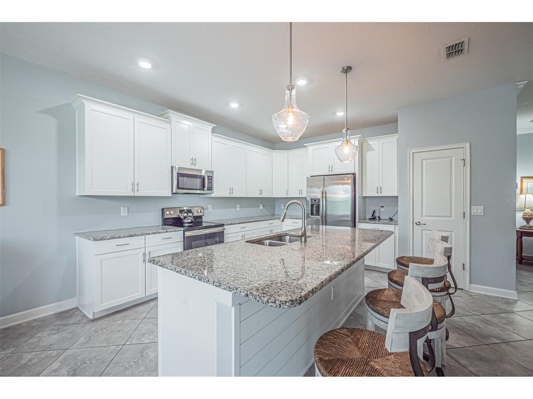 10174 Lovegrass Lane Orlando FL 32832 - POND O6423040 image11