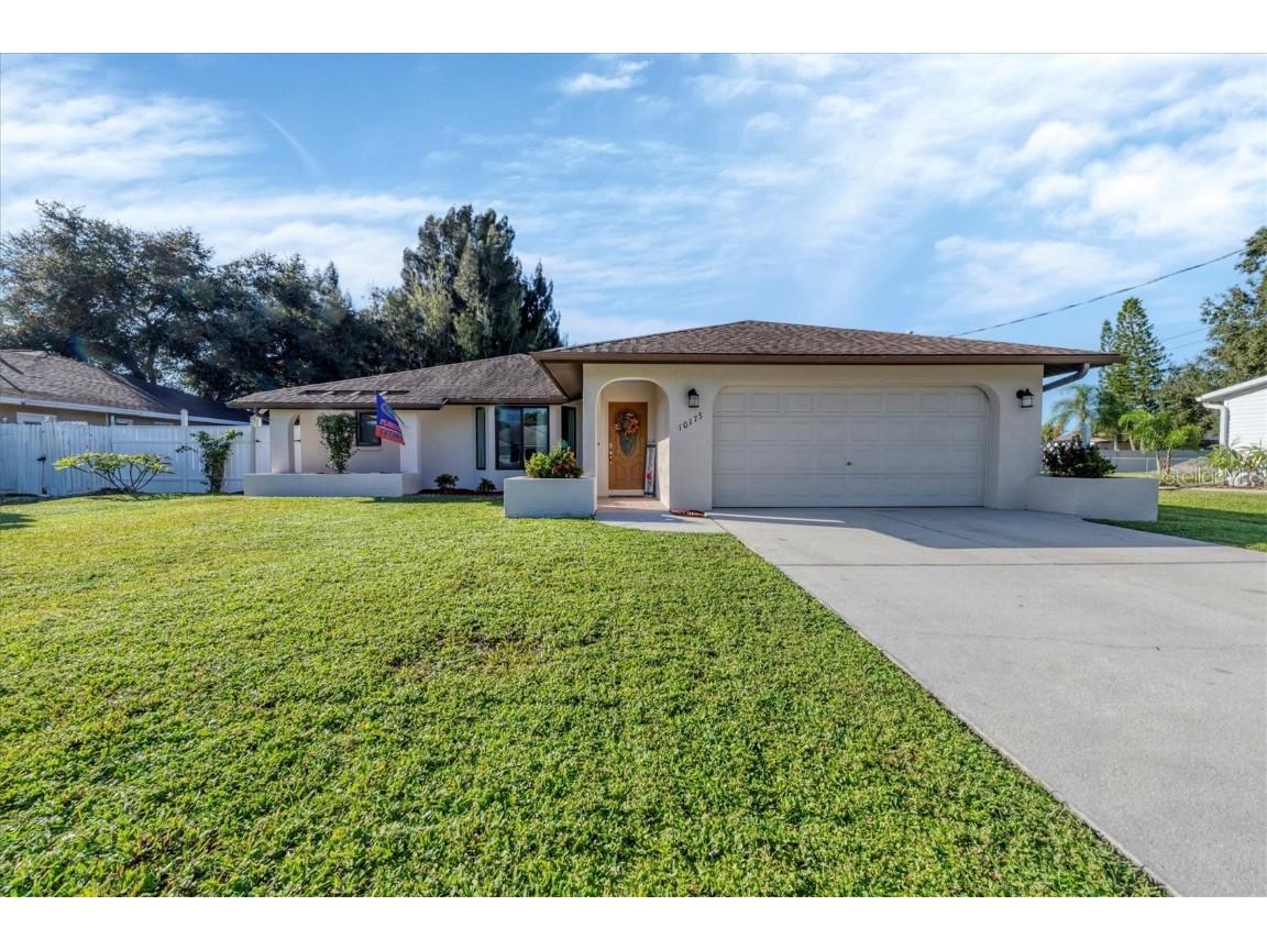 10175 Charlemont Avenue Englewood FL 34224 D6121729 image1