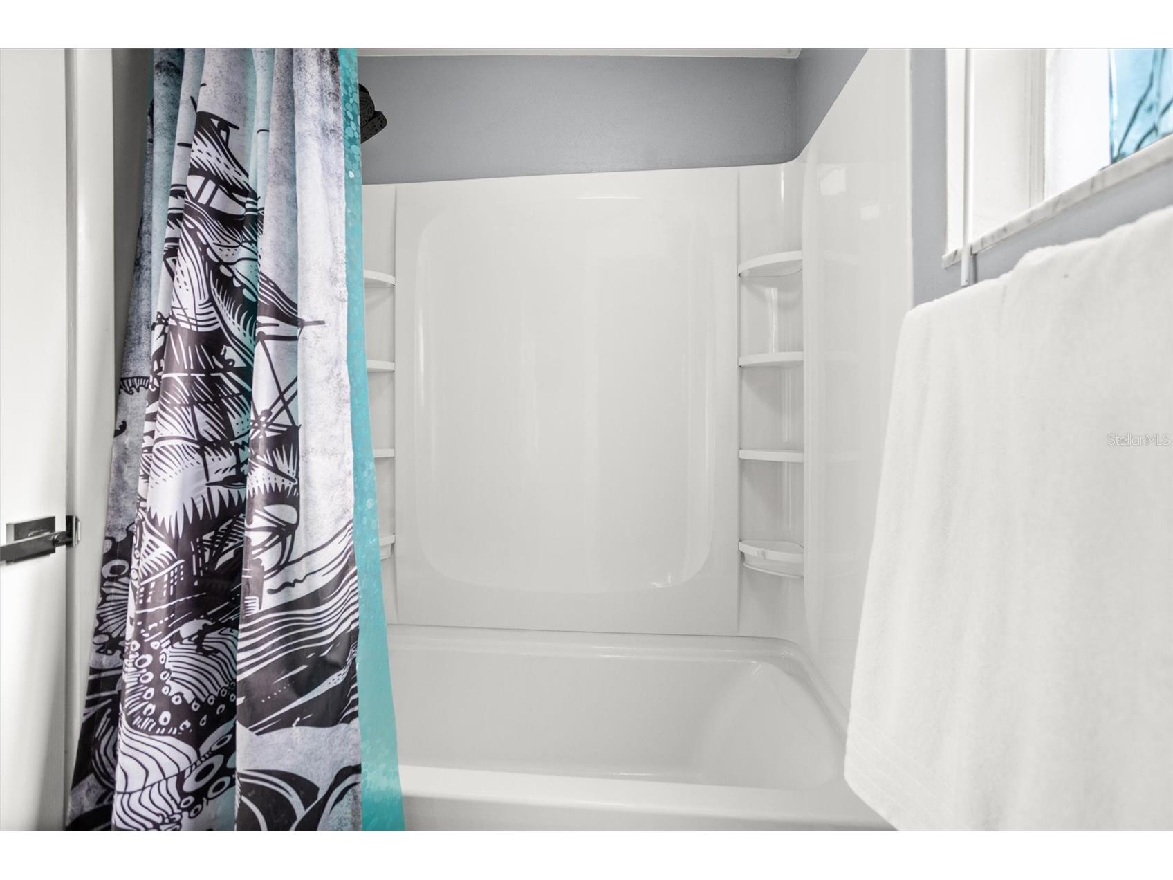 1018 55th Avenue N Saint Petersburg FL 33703 TB8448518 image31