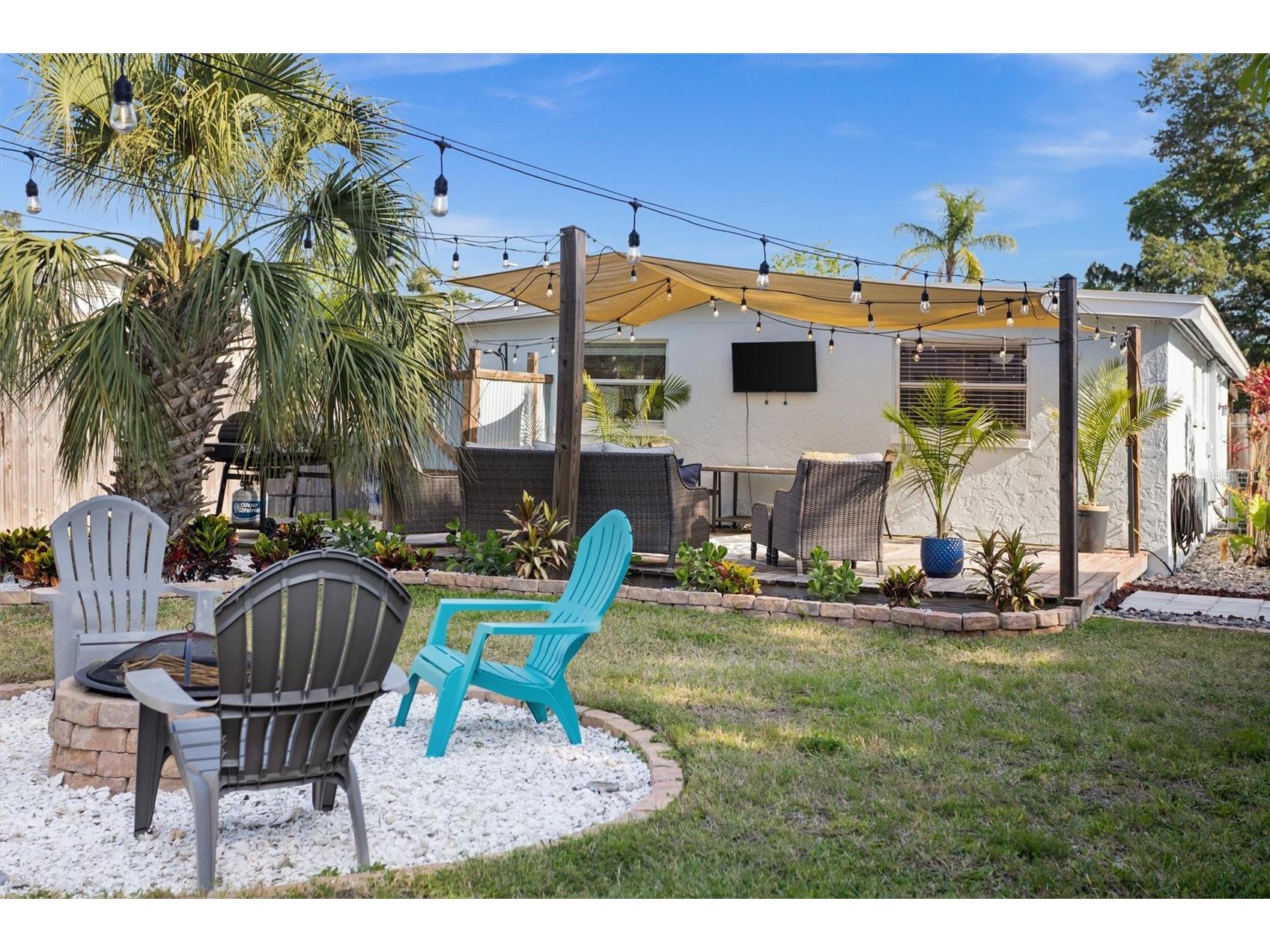 1018 55th Avenue N Saint Petersburg FL 33703 TB8448518 image75