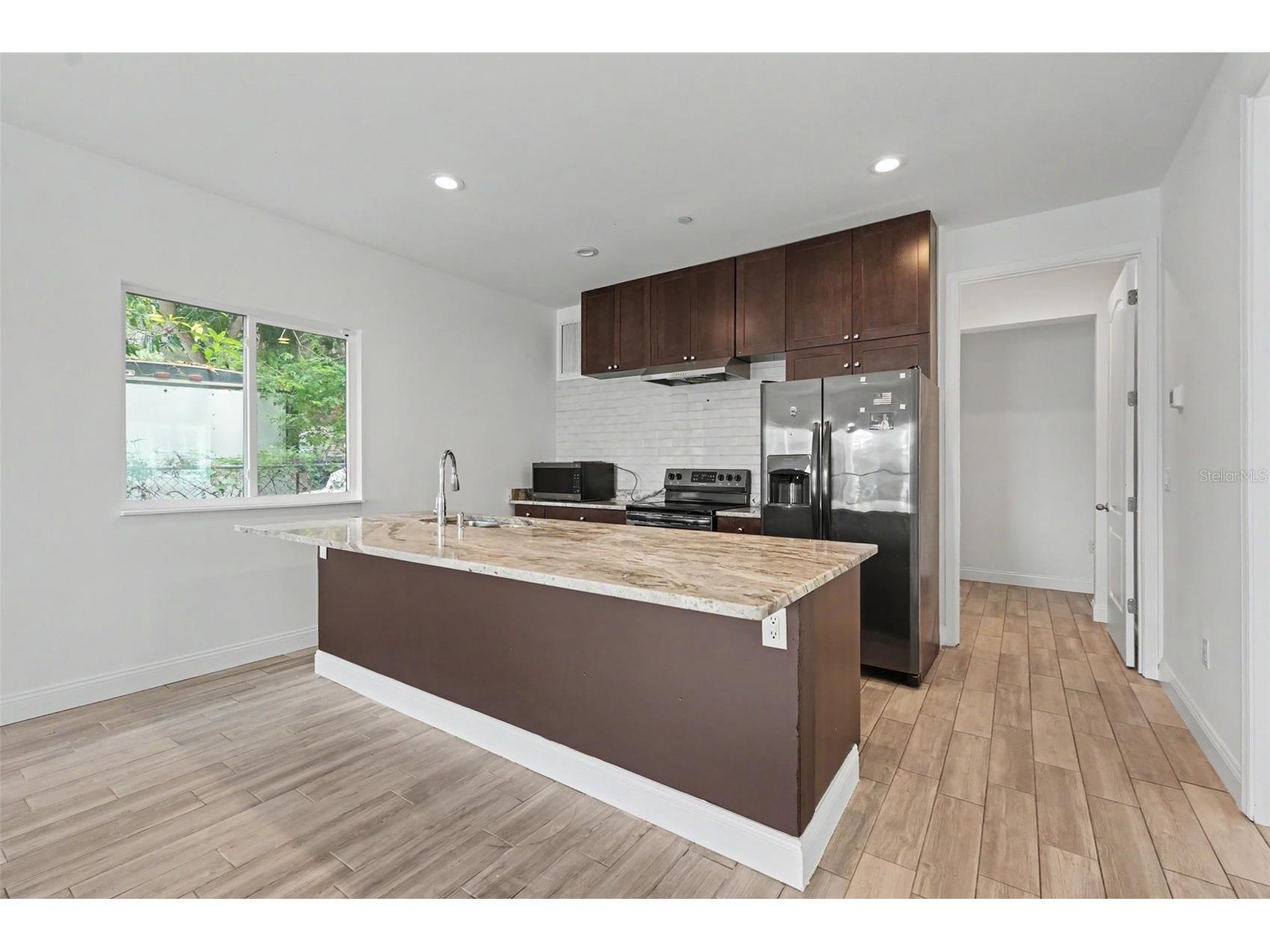 1018 7th Avenue S Saint Petersburg FL 33705 TB8523180 image12