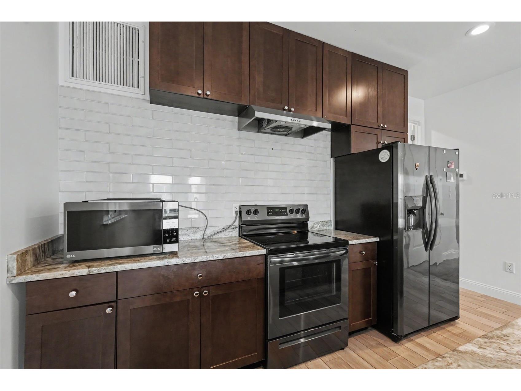1018 7th Avenue S Saint Petersburg FL 33705 TB8523180 image16