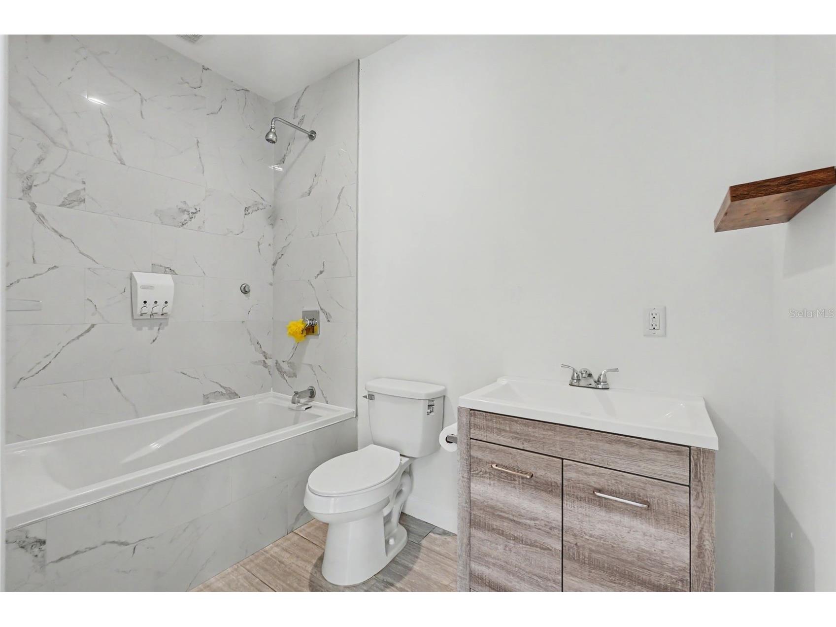 1018 7th Avenue S Saint Petersburg FL 33705 TB8523180 image18