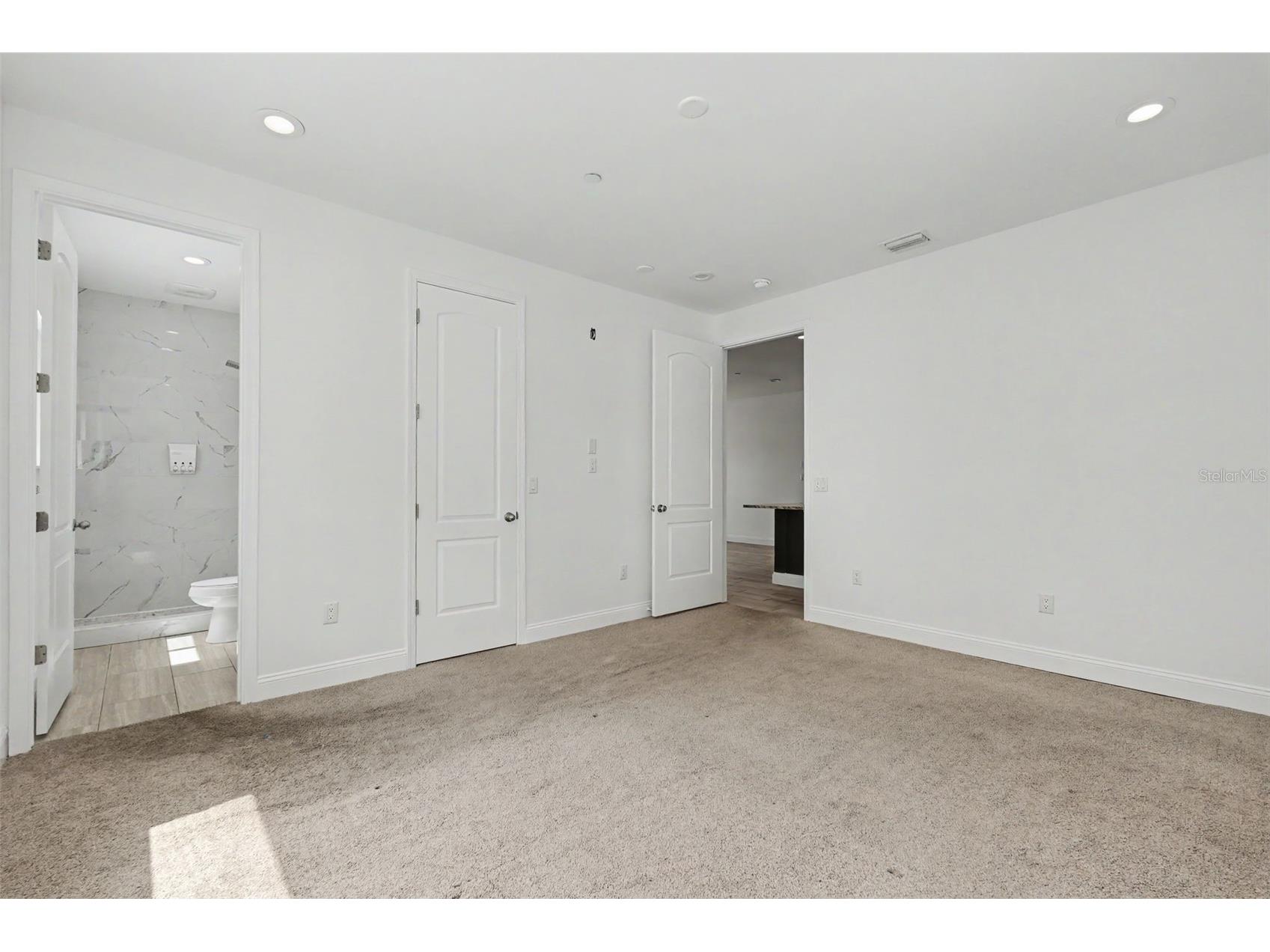 1018 7th Avenue S Saint Petersburg FL 33705 TB8523180 image20