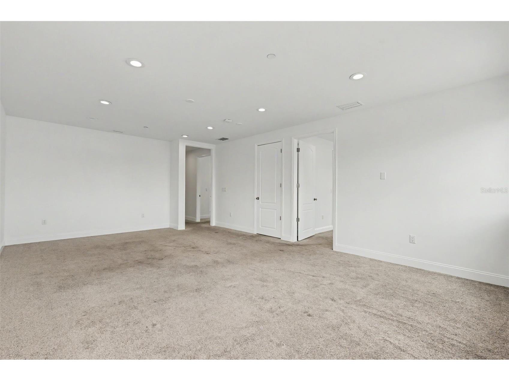 1018 7th Avenue S Saint Petersburg FL 33705 TB8523180 image27