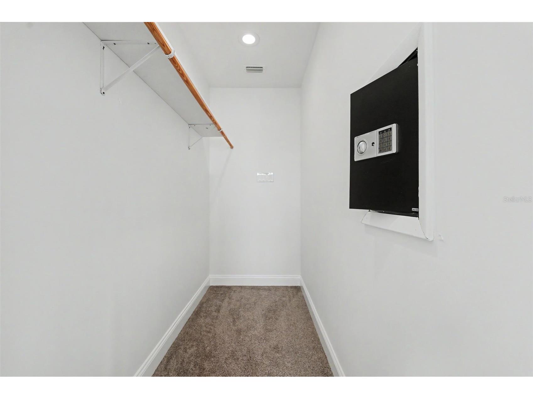 1018 7th Avenue S Saint Petersburg FL 33705 TB8525850 image37