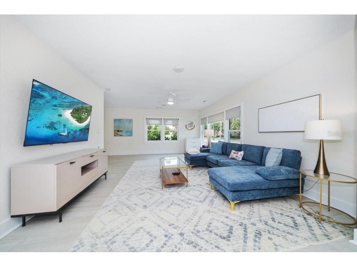1018 Bay Esplanade Clearwater Beach FL 33767 TB8446996 image23