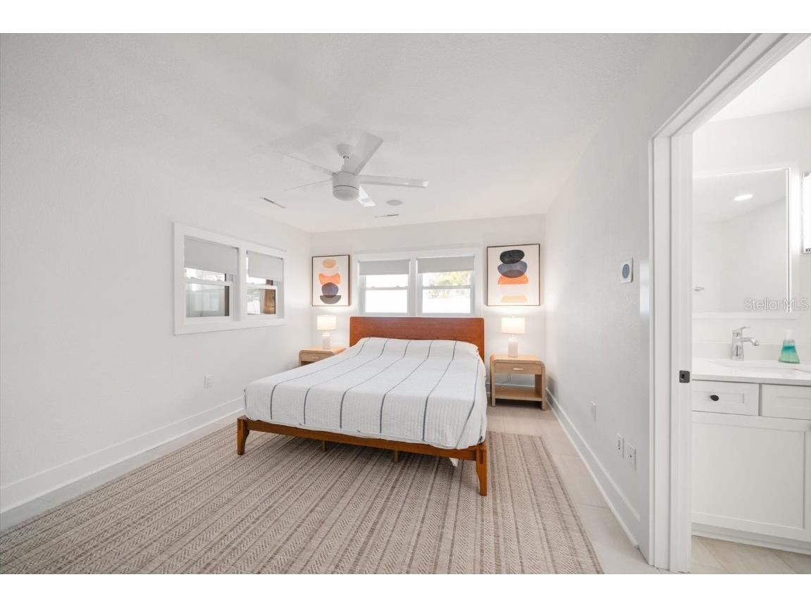 1018 Bay Esplanade Clearwater Beach FL 33767 TB8446996 image33