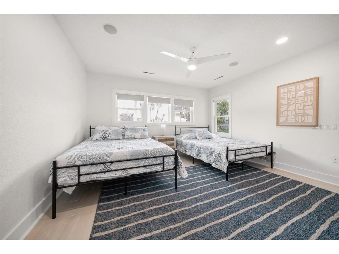 1018 Bay Esplanade Clearwater Beach FL 33767 TB8446996 image37