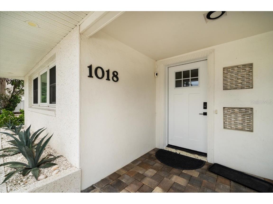 1018 Bay Esplanade Clearwater Beach FL 33767 TB8446996 image4