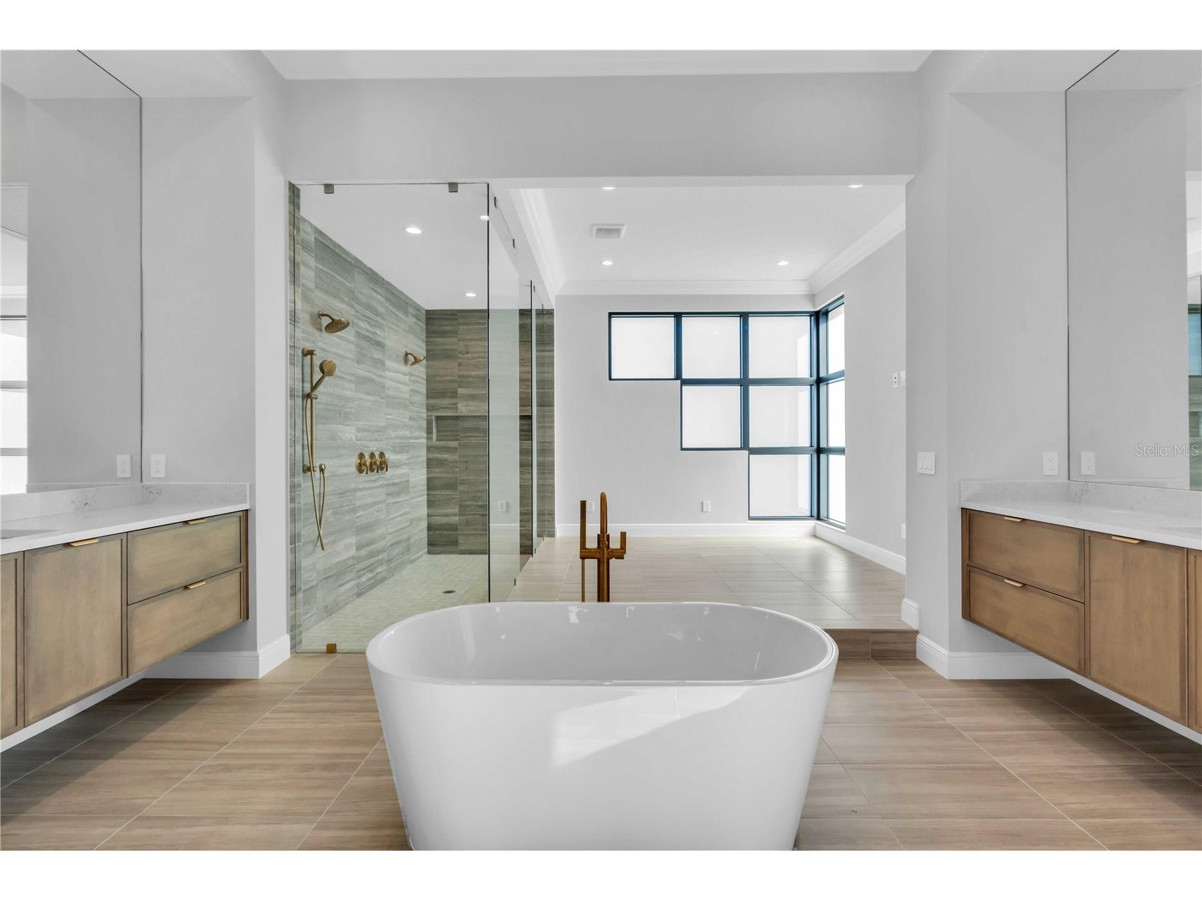 1018 Blue Shell Loop Sarasota FL 34240 A4628078 image39