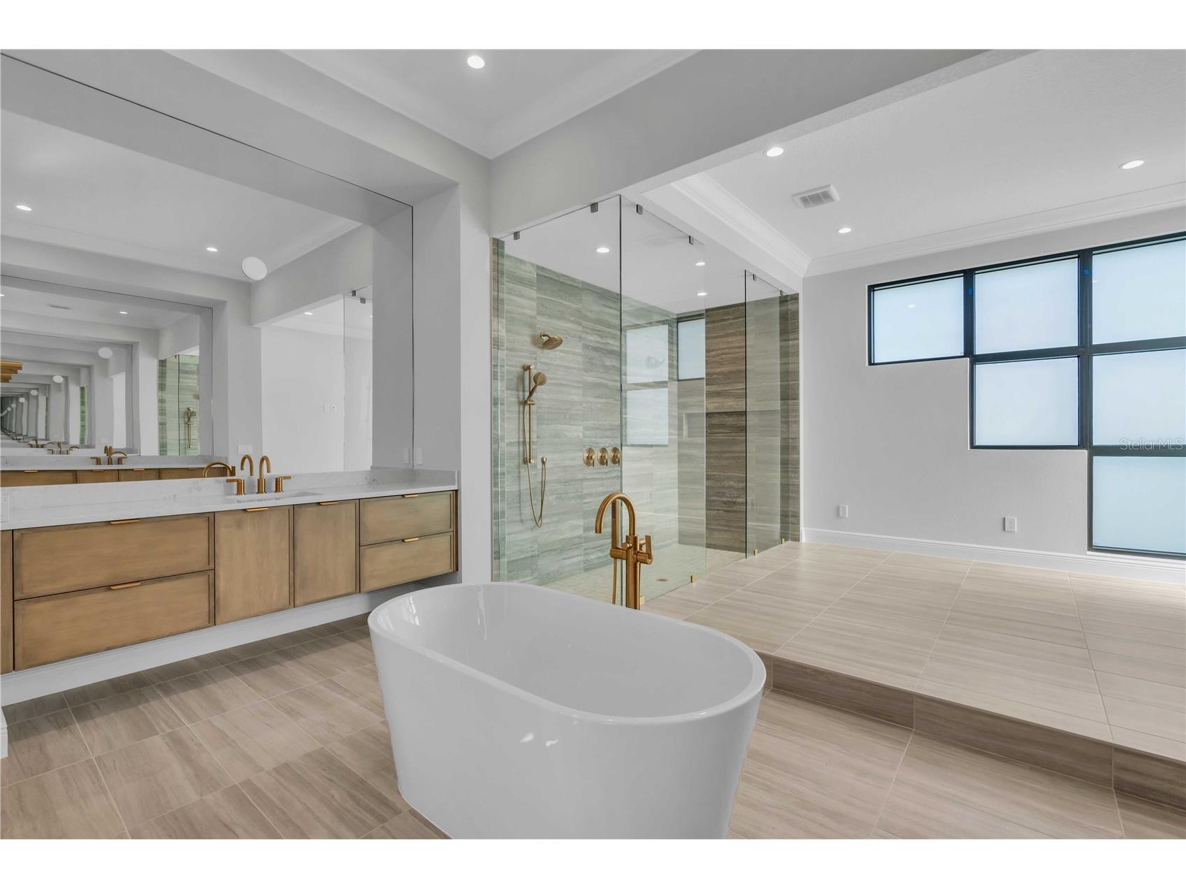 1018 Blue Shell Loop Sarasota FL 34240 A4628078 image40