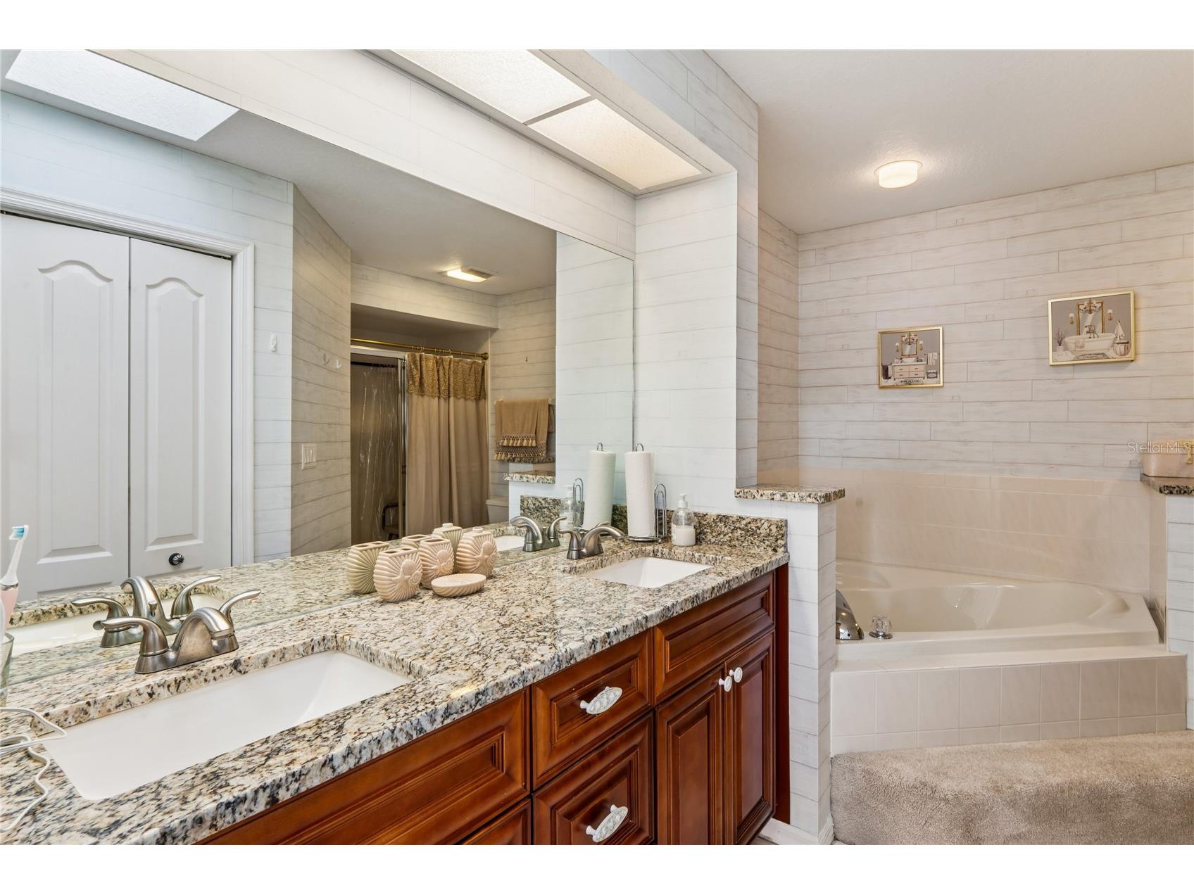 1018 Castille Drive Spring Hill FL 34608 W7885327 image23