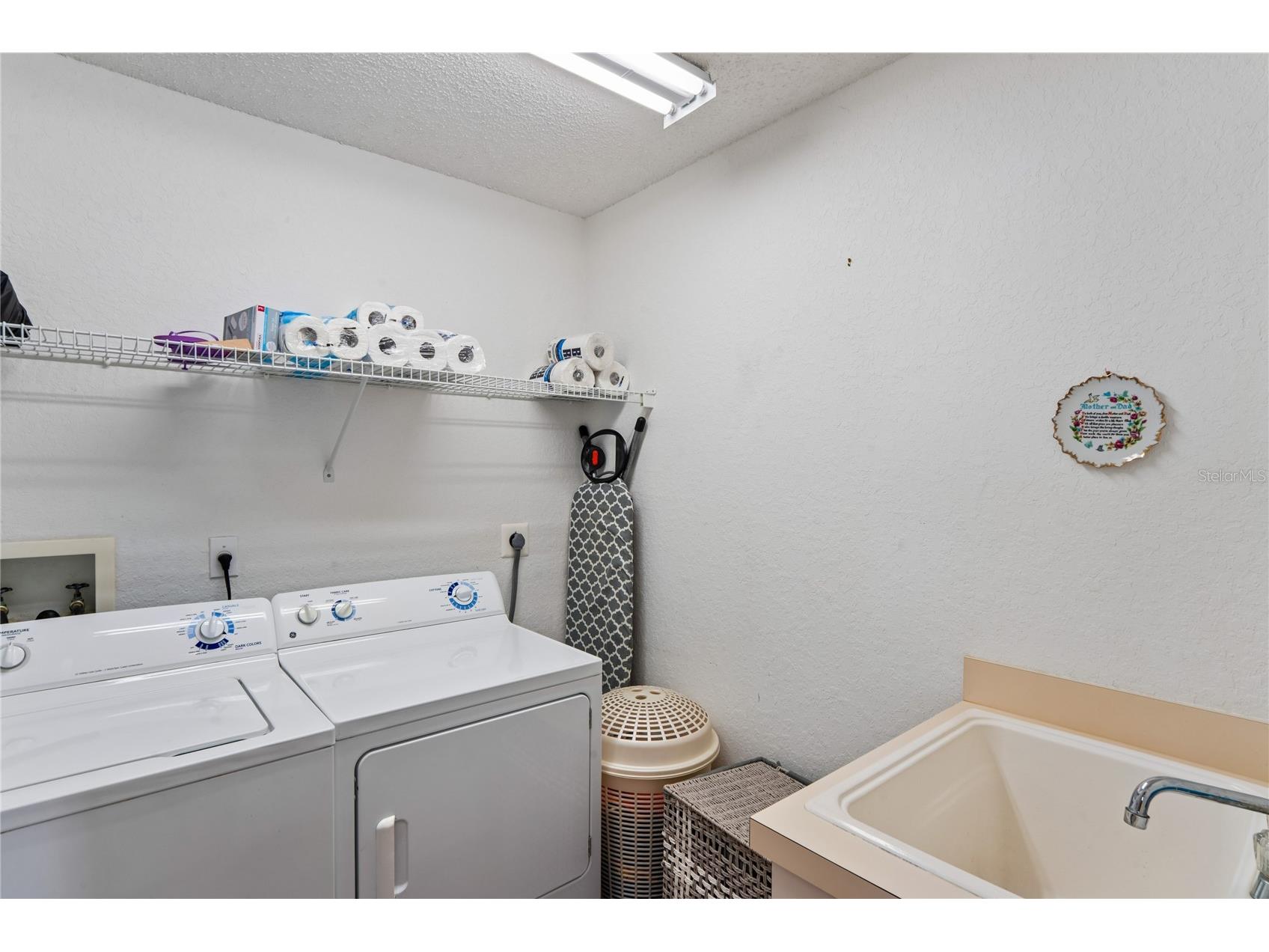 1018 Castille Drive Spring Hill FL 34608 W7885327 image45