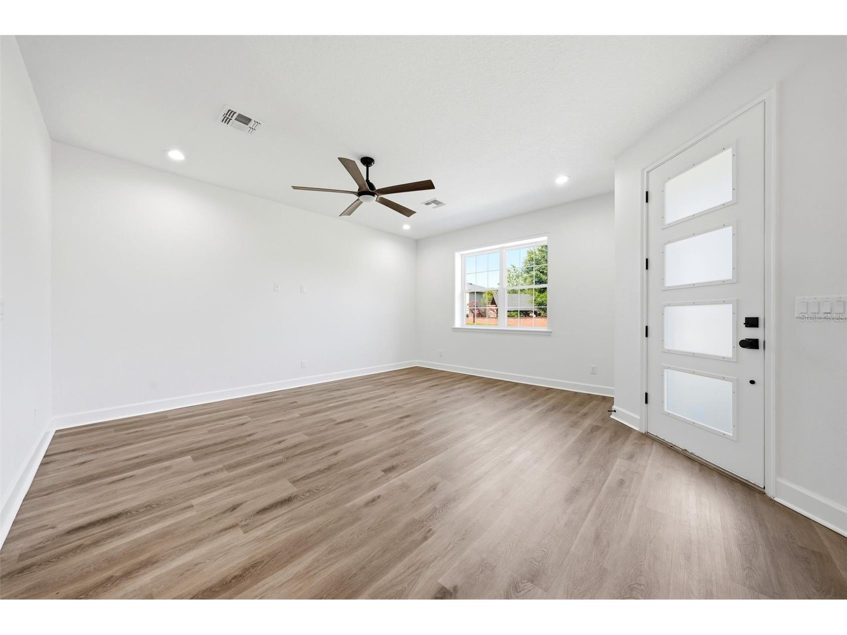 1018 Farmstead Street Eustis FL 32736 S5152121 image3