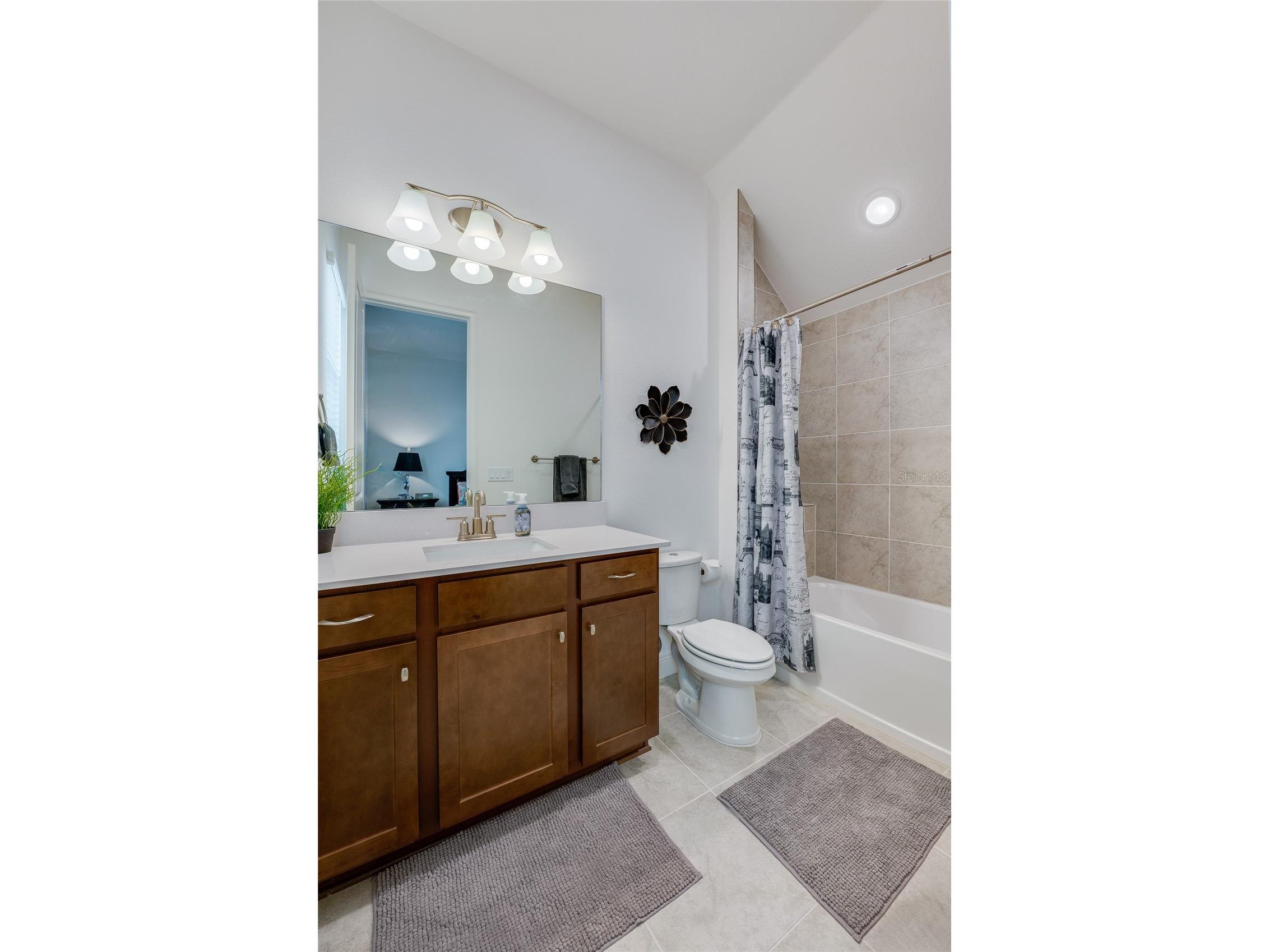 1018 Flopshot Circle Daytona Beach FL 32124 V4946697 image34